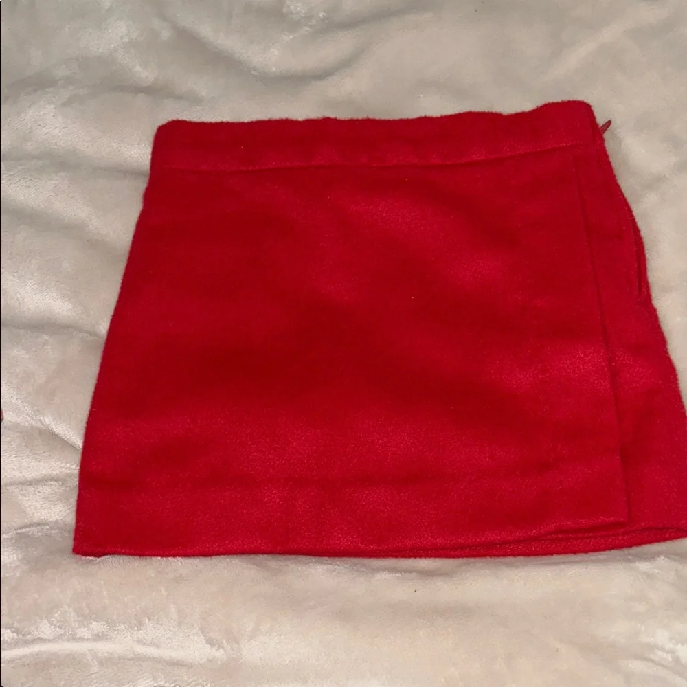 H&M - Picture 2 of 4